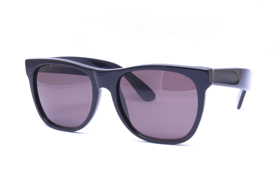 Shop Cessna Demi/Gold/Super Dark Vintage Oval Sunglasses