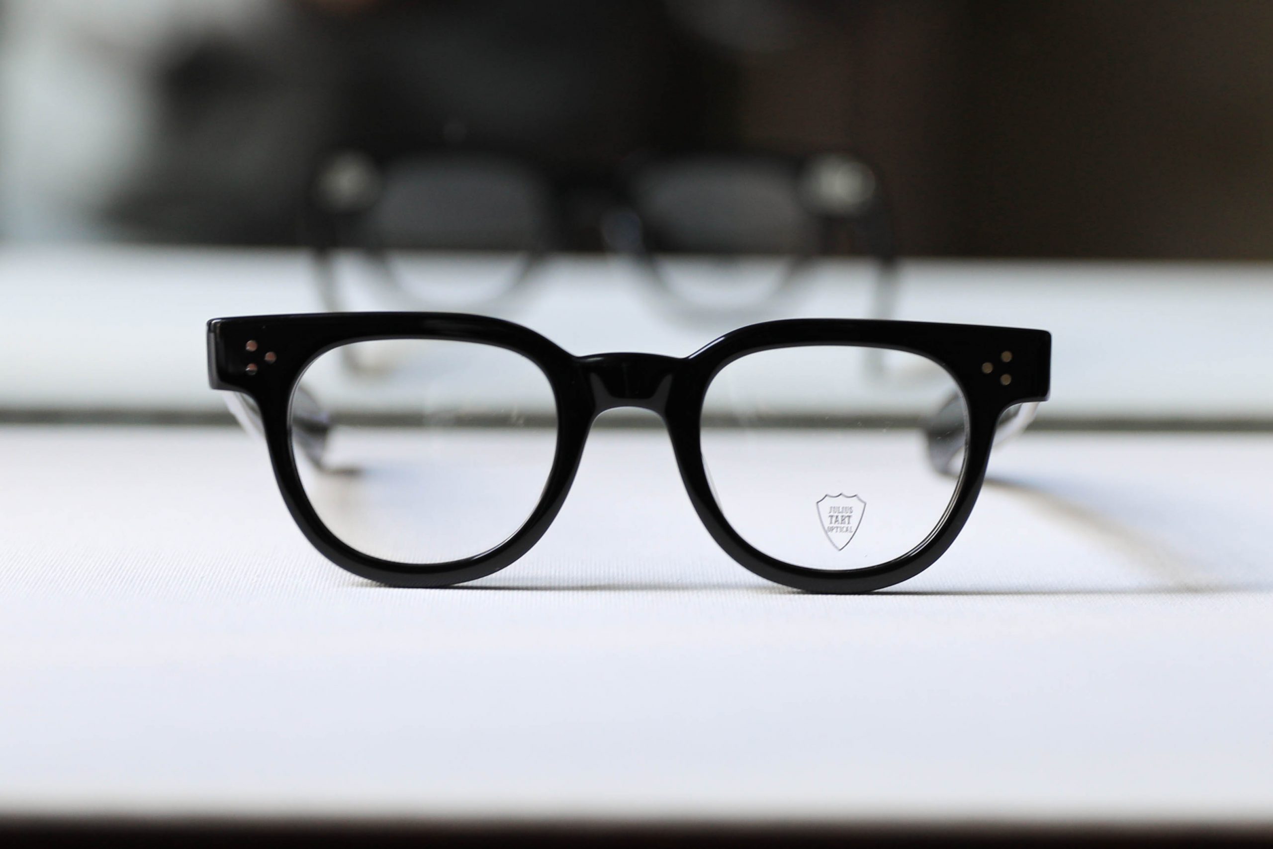 小物 JULIUS TART OPTICAL FDR 48 24 fdr_trt_sun_f_800_wb.jpg