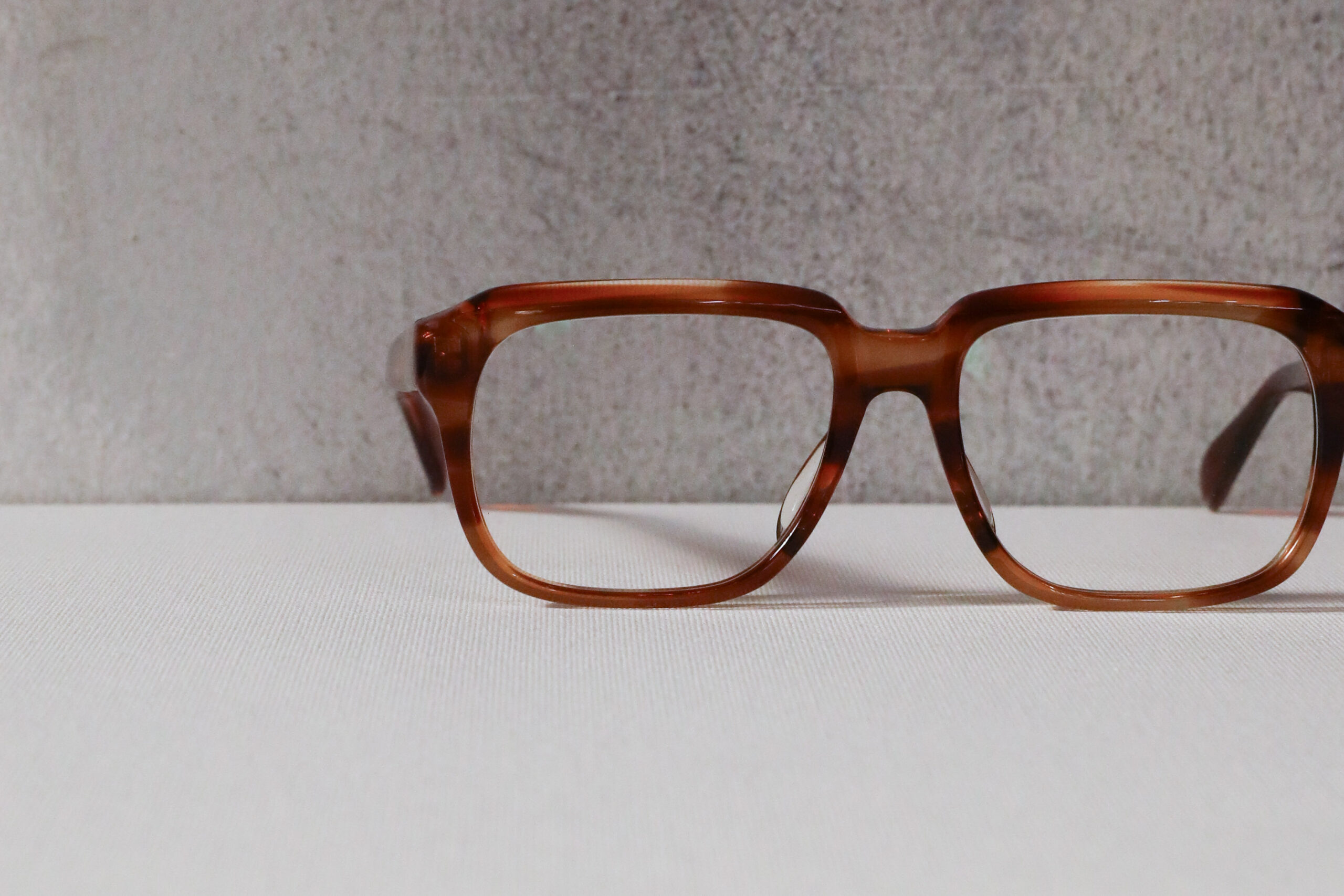 日本の街角にあった、美しい日常の眼鏡 】VINTAGE “ LION ”渋谷の